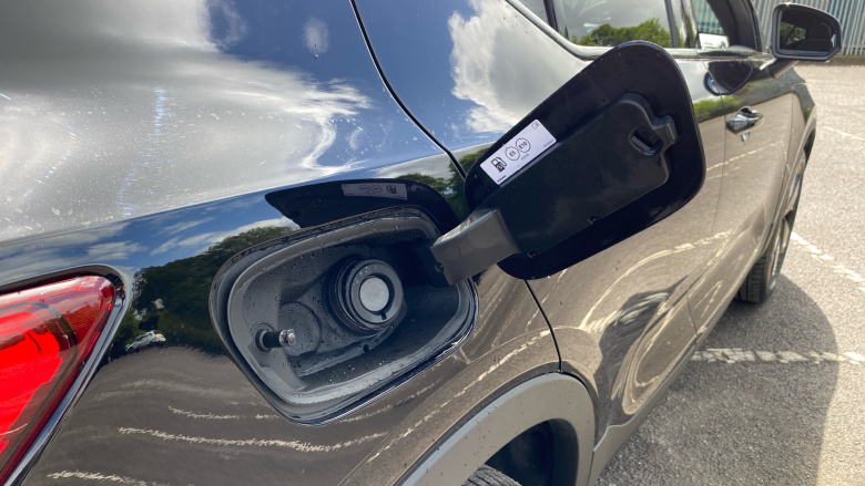 Volvo XC40 2.0 B4P Plus Black Edition 5dr Auto Petrol Estate